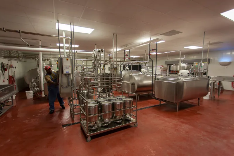 From Compliant to Coveted: How US Food and Beverage Companies Can Build a Halal Premium Brand in Saudi Arabia