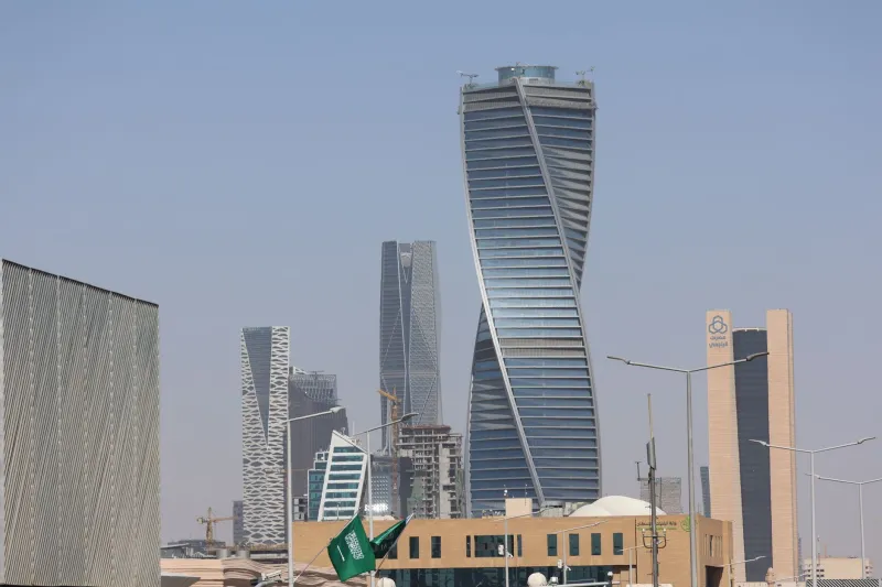 Cracking the Kingdom's Contracts: A US Supplier's Guide to Saudi Government Procurement